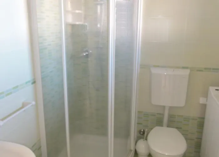 With Pool Access Апартаменты Бибионе